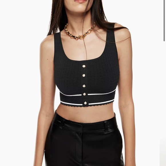 Aritzia babaton sculpt knit button tank - Picture 5 of 5